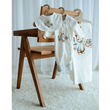 Load image into Gallery viewer, Ivory Velour &quot;Damaso&quot; Rabbit Set