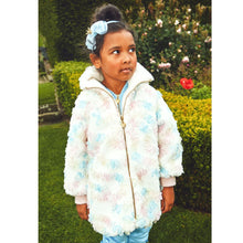 Load image into Gallery viewer, Ivory &#39;Oscars Pastel&#39; Faux Fur Coat