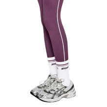 Load image into Gallery viewer, Plum Half Crew Socks