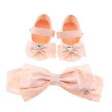 Load image into Gallery viewer, Pink Baby Shoe &amp; HB Gift Box Set
